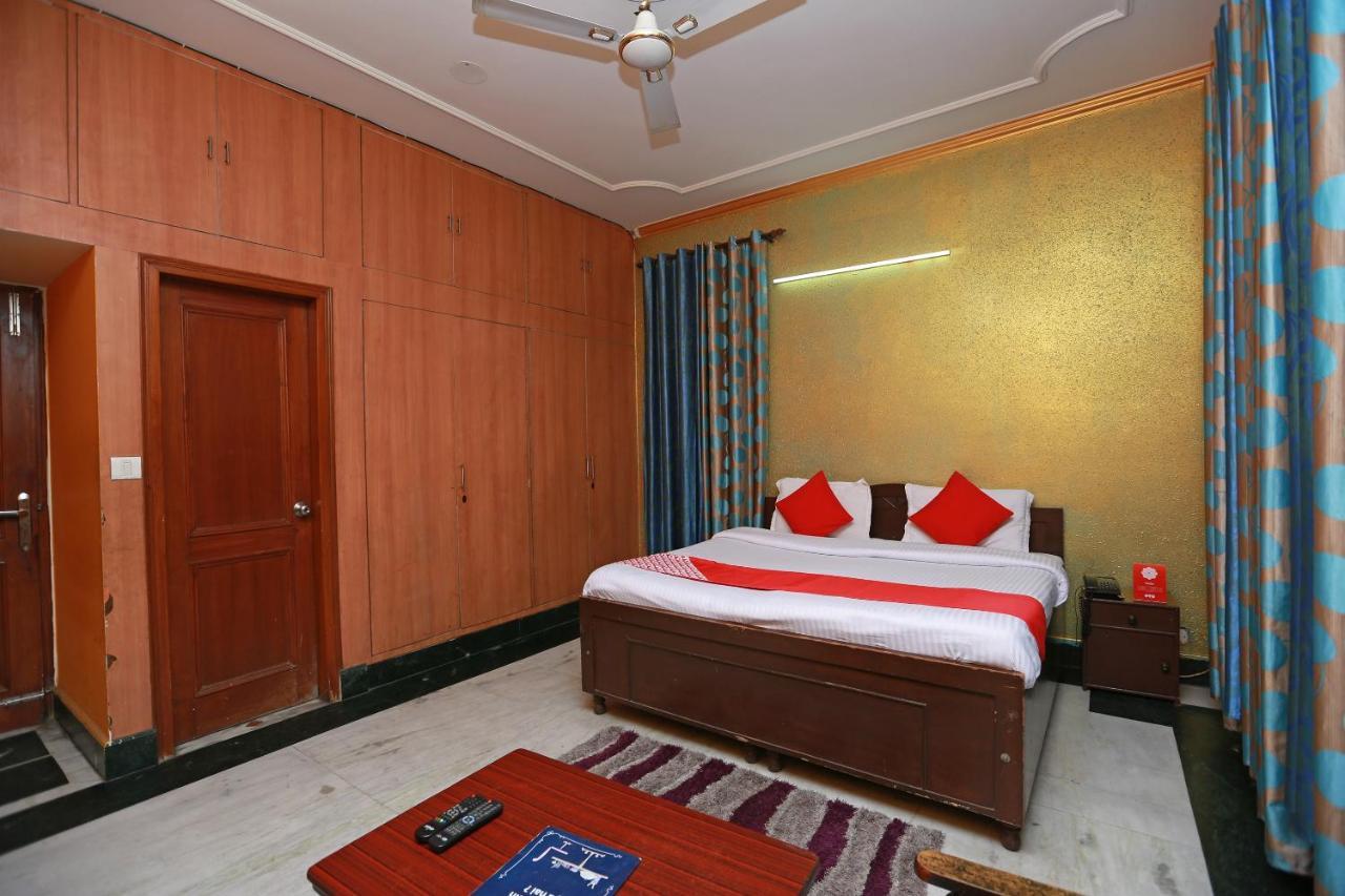 Oyo 11752 Hotel Sun Palace Residency Indirapuram Экстерьер фото